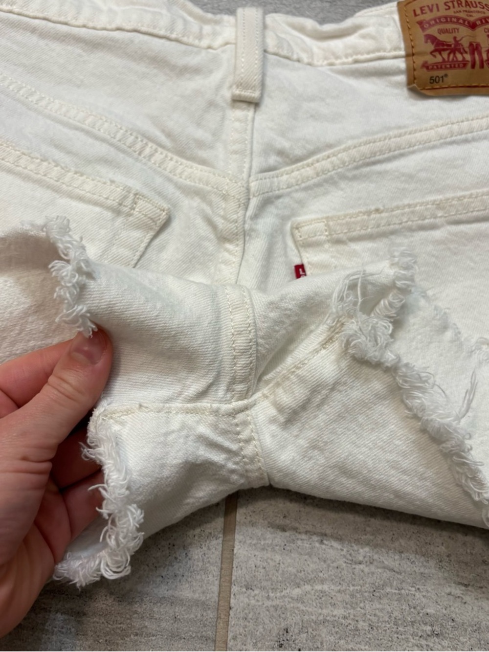 LEVI'S 501 High Rise Womens Denim Shorts - Picture 10 of 10